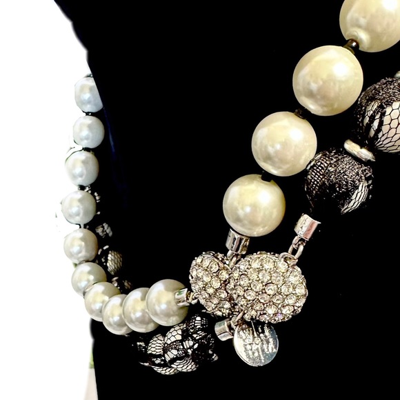 **2 necklaces in 1-Wear it 3 Ways** WHBM Long Black Lace Wrapped Pearl Necklace - Picture 16 of 16